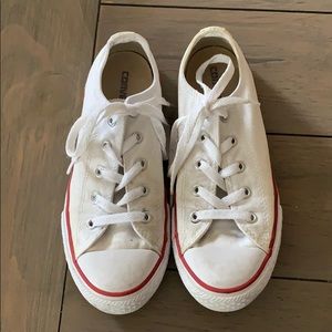 Youth Converse size 3